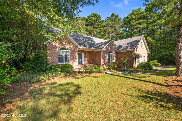 Property Photo: 1209 Carmel Lane NC 28562