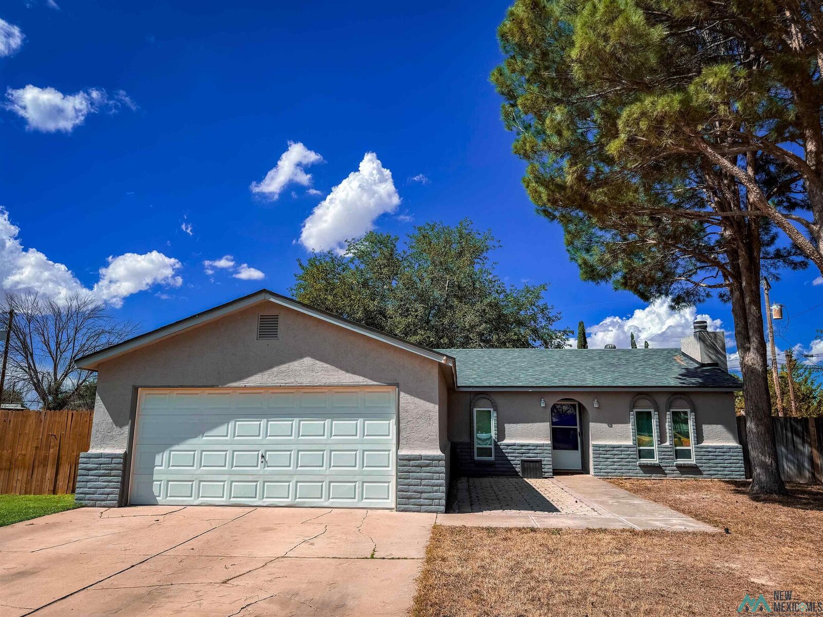Property Photo:  3309 Joshua Court  NM 88220