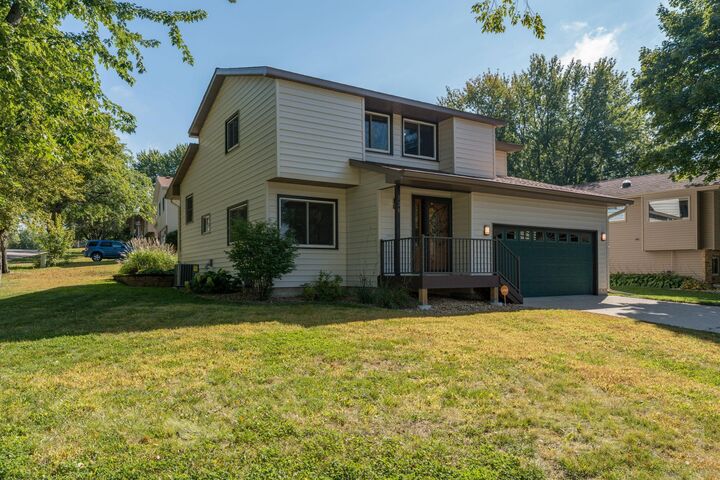 Property Photo:  528 Linda Drive  MN 56024 