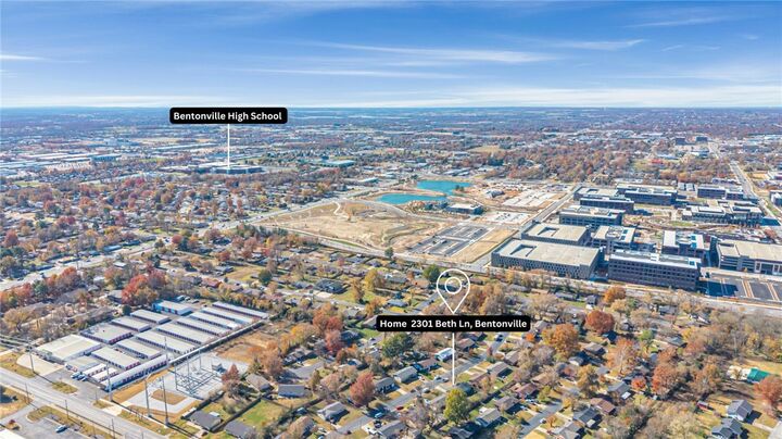 Property Photo: 2301 Beth Lane AR 72712