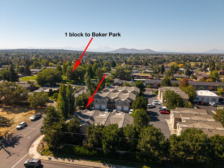 Property Photo:  1480 SW 16th Street  OR 97756 