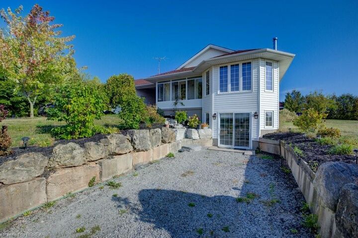 Property Photo: 6737 Highway 20 ON L0R 2A0