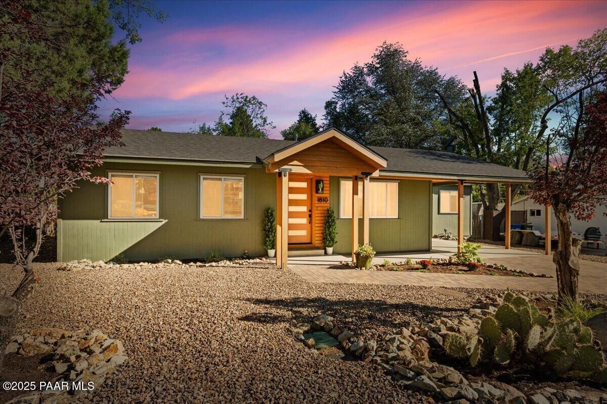 Property Photo:  1810 Meadowbrook Road  AZ 86303 