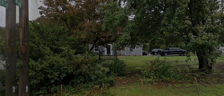 177 Cowesett Ave  West Warwick RI 02893 photo