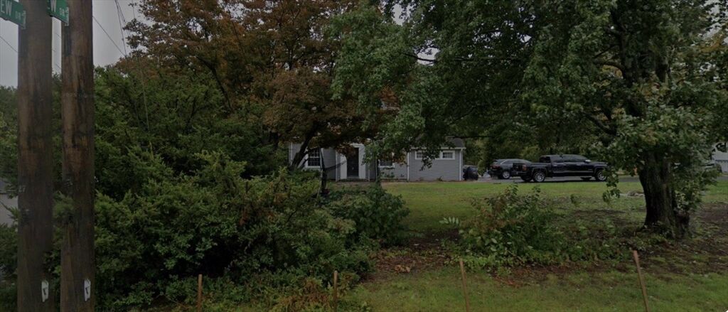Property Photo:  177 Cowesett Ave  RI 02893 