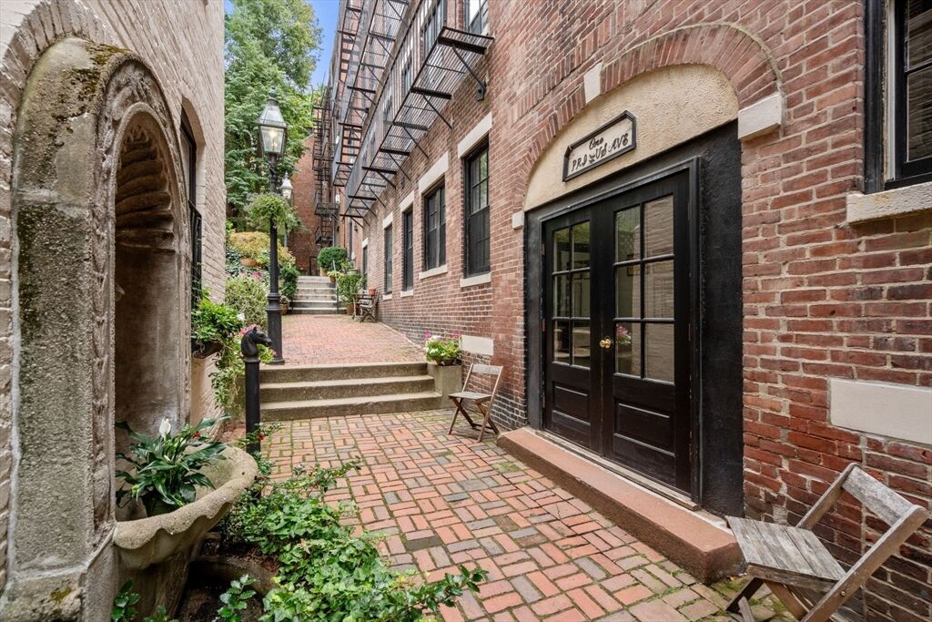 Property Photo:  1 Primus Ave 1-12  MA 02114 