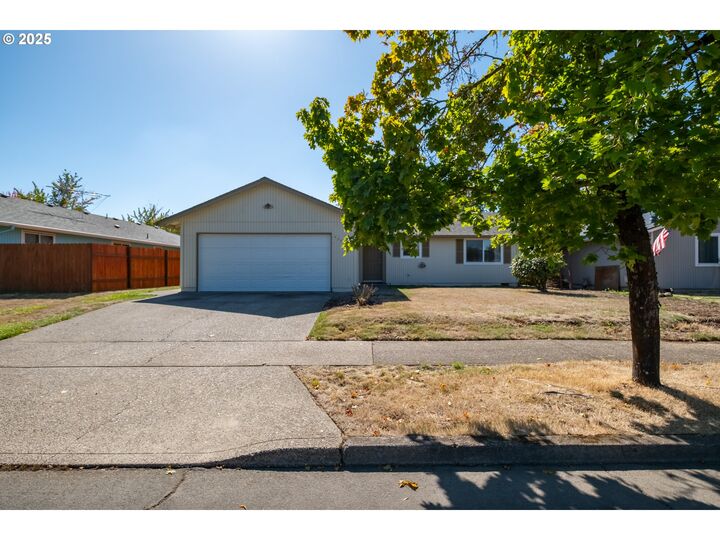 Property Photo:  4380 Snowberry St  OR 97305 