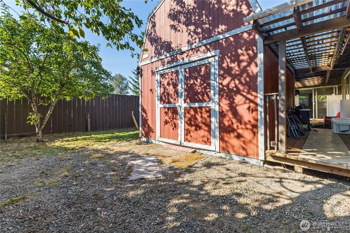 Property Photo:  2815  Alpine  SE  WA 98002 