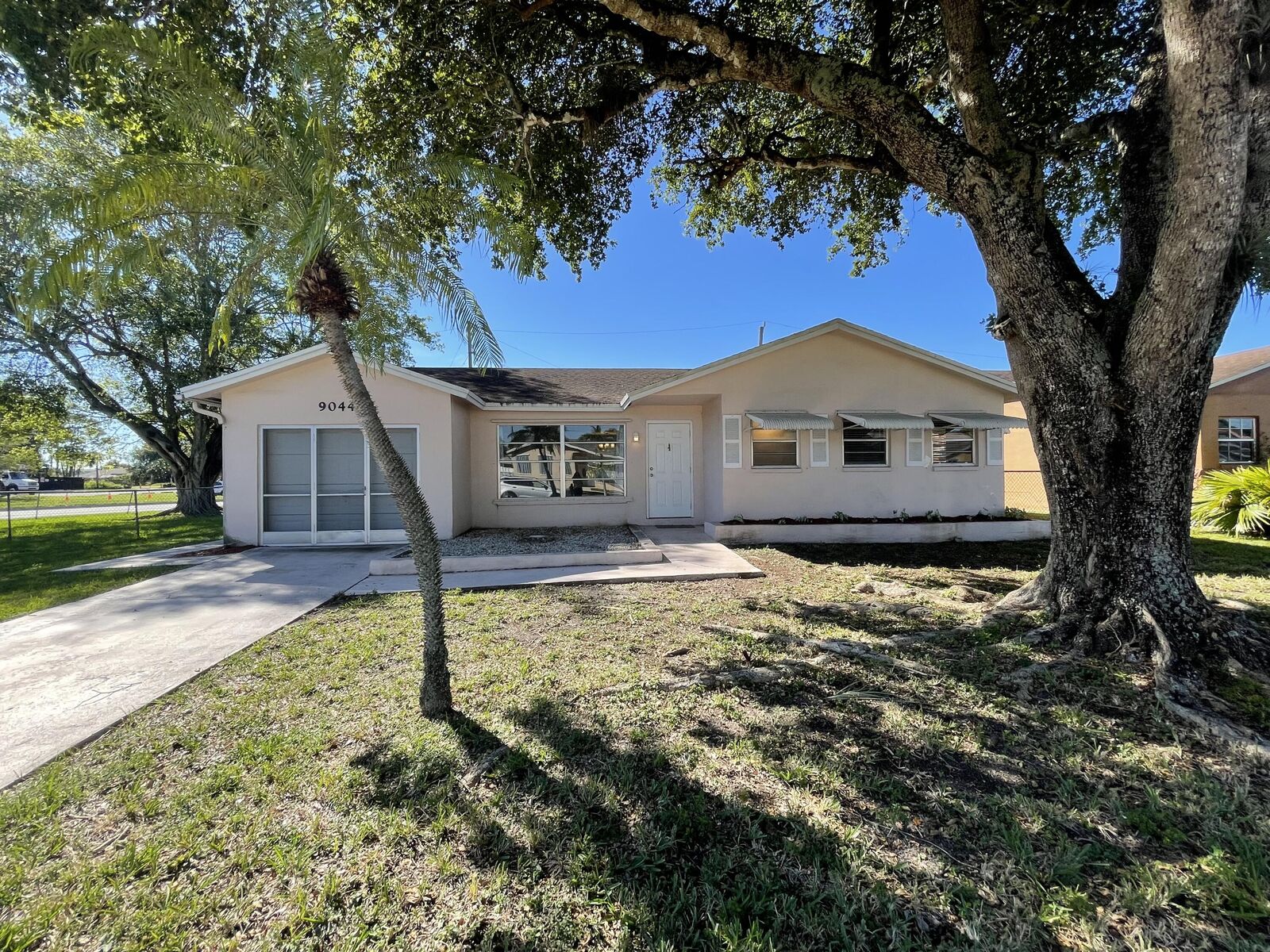 Property Photo: 9044 SW 1st Drive FL 33428