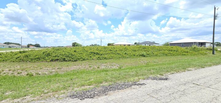 Property Photo:  7001 Tide Circle  FL 33935 