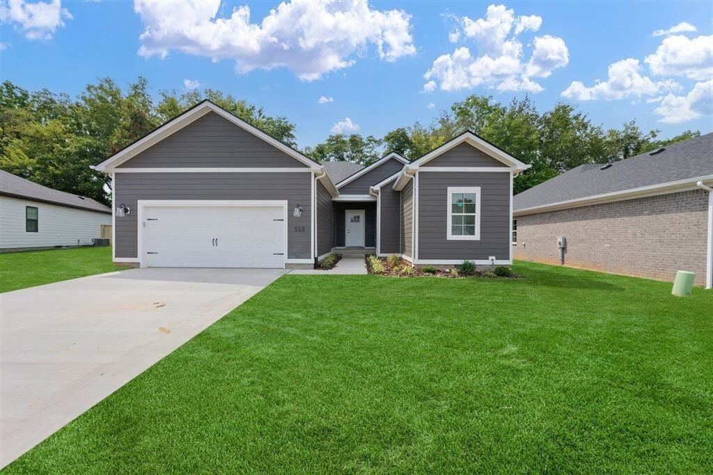 Property Photo:  560 Pleasant Meadow Circle  KY 42101 