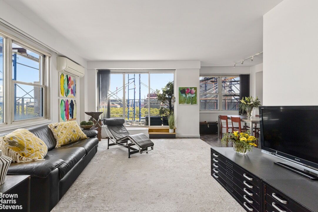 Property Photo:  435 E 65th Street Pha  NY 10065 