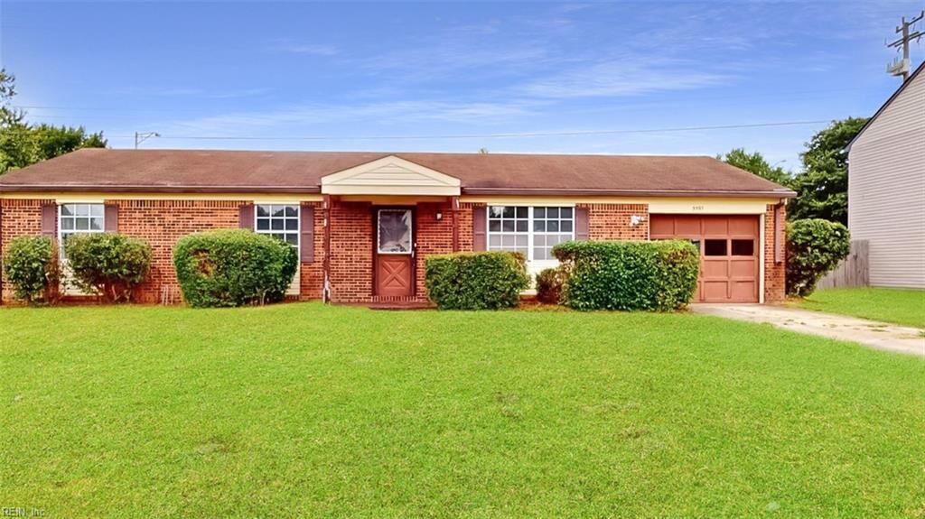 Property Photo:  5593 Stonehaven Dr  VA 23464 