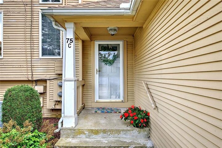Property Photo:  75 Valley Green Court C  RI 02904