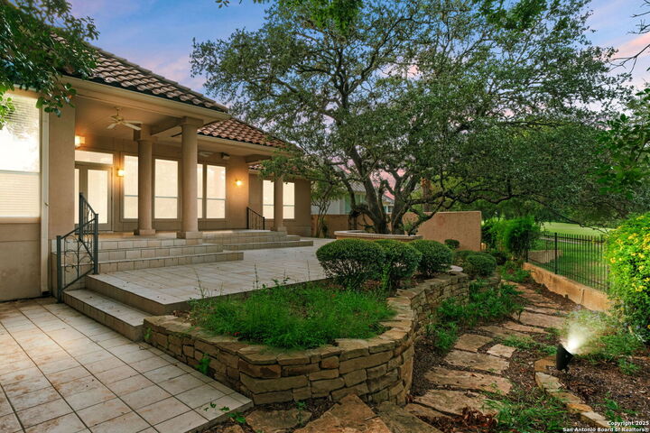 Property Photo:  18854 Calle Cierra  TX 78258 