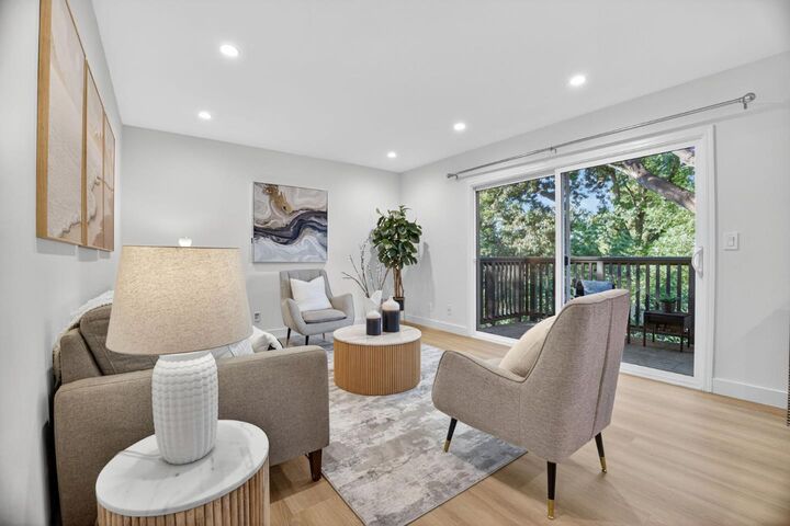 Property Photo:  90 Flynn Avenue C  CA 94043 