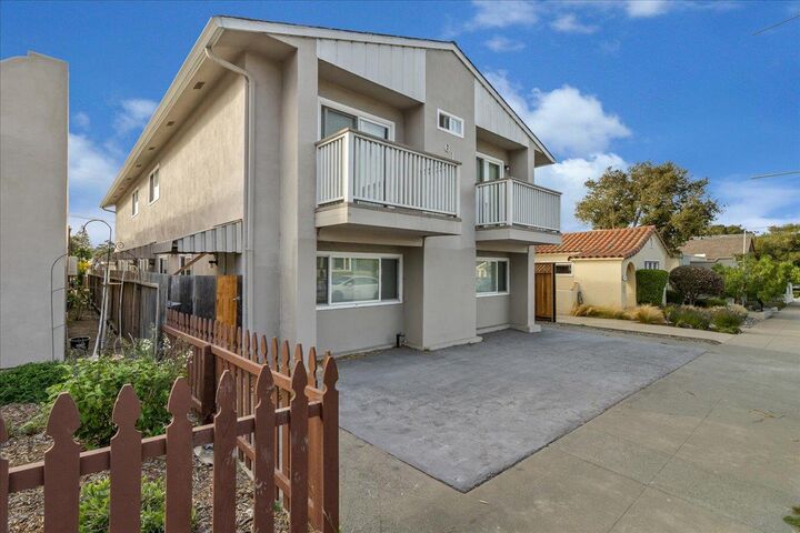 618 Forest Avenue  Pacific Grove CA 93950 photo