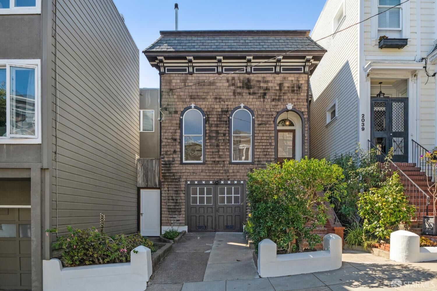 Property Photo:  2033 Broderick Street  CA 94115 