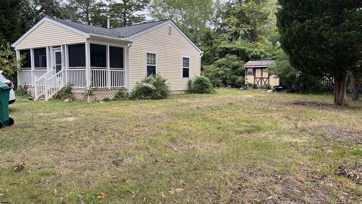 Property Photo:  709 E Pennsylvania Ave  NJ 08205-9205 