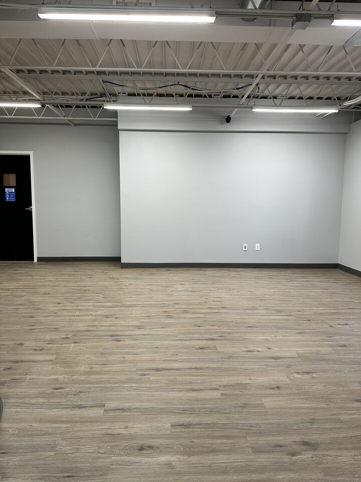 Property Photo:  53 Hancock Street  CT 06615 
