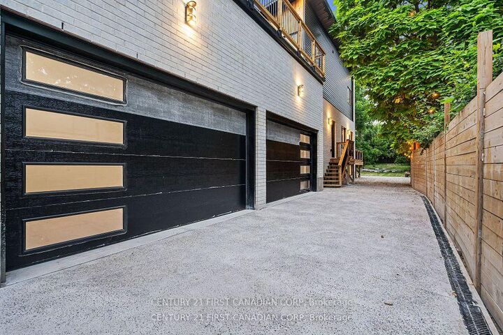 Photo de la propriété:  858 William Street  ON N5Y 2S3