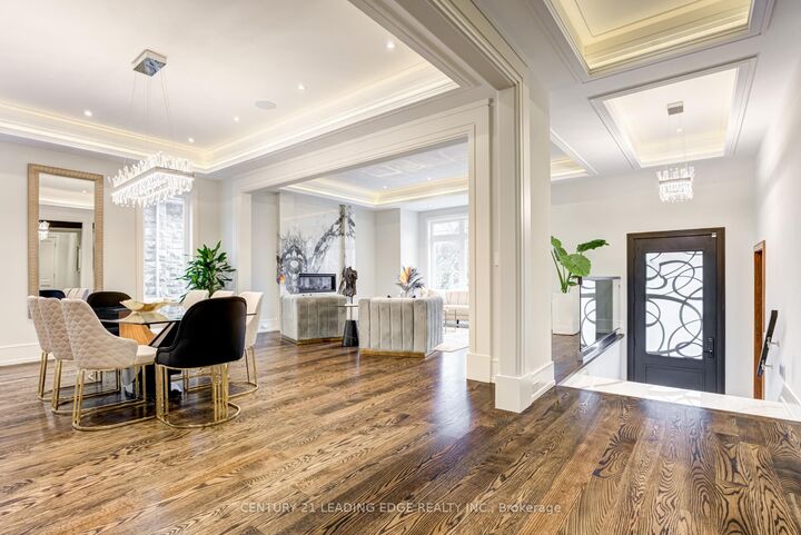 Photo de la propriété:  179 Burndale Avenue  ON M2N 1T1