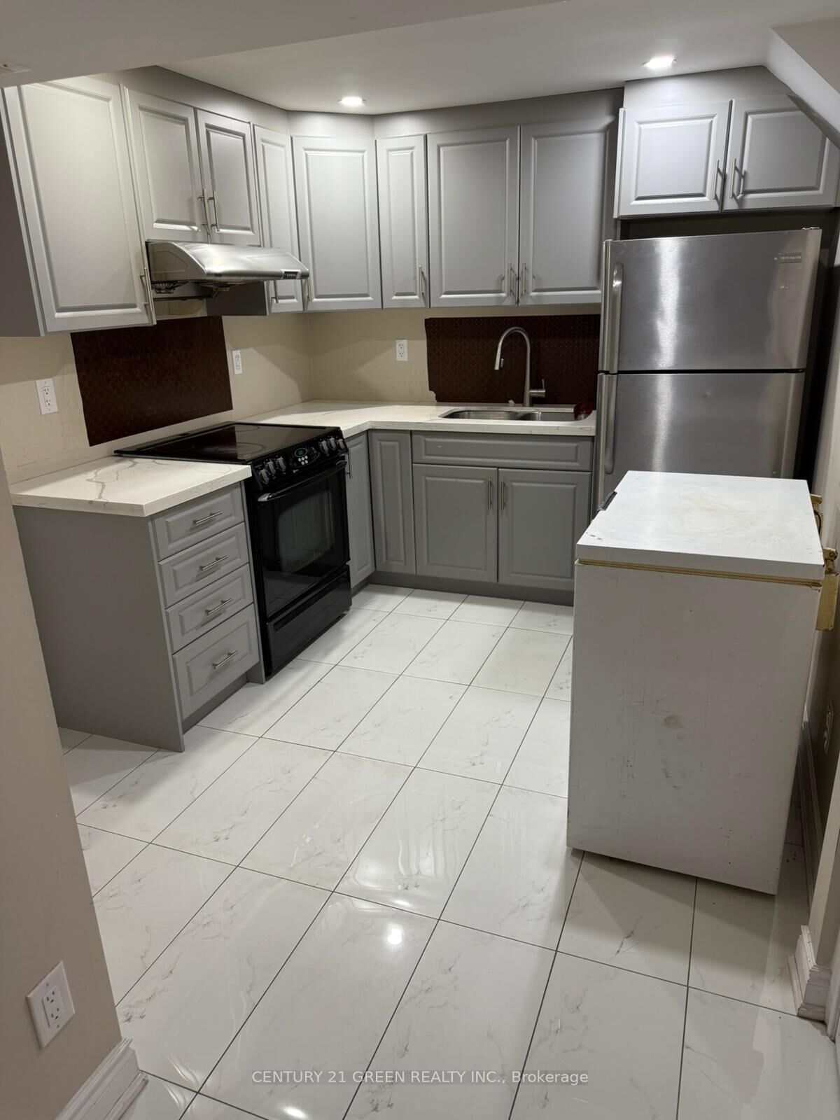 Photo de la propriété:  26 Amboise Crescent  ON L7A 3H2 