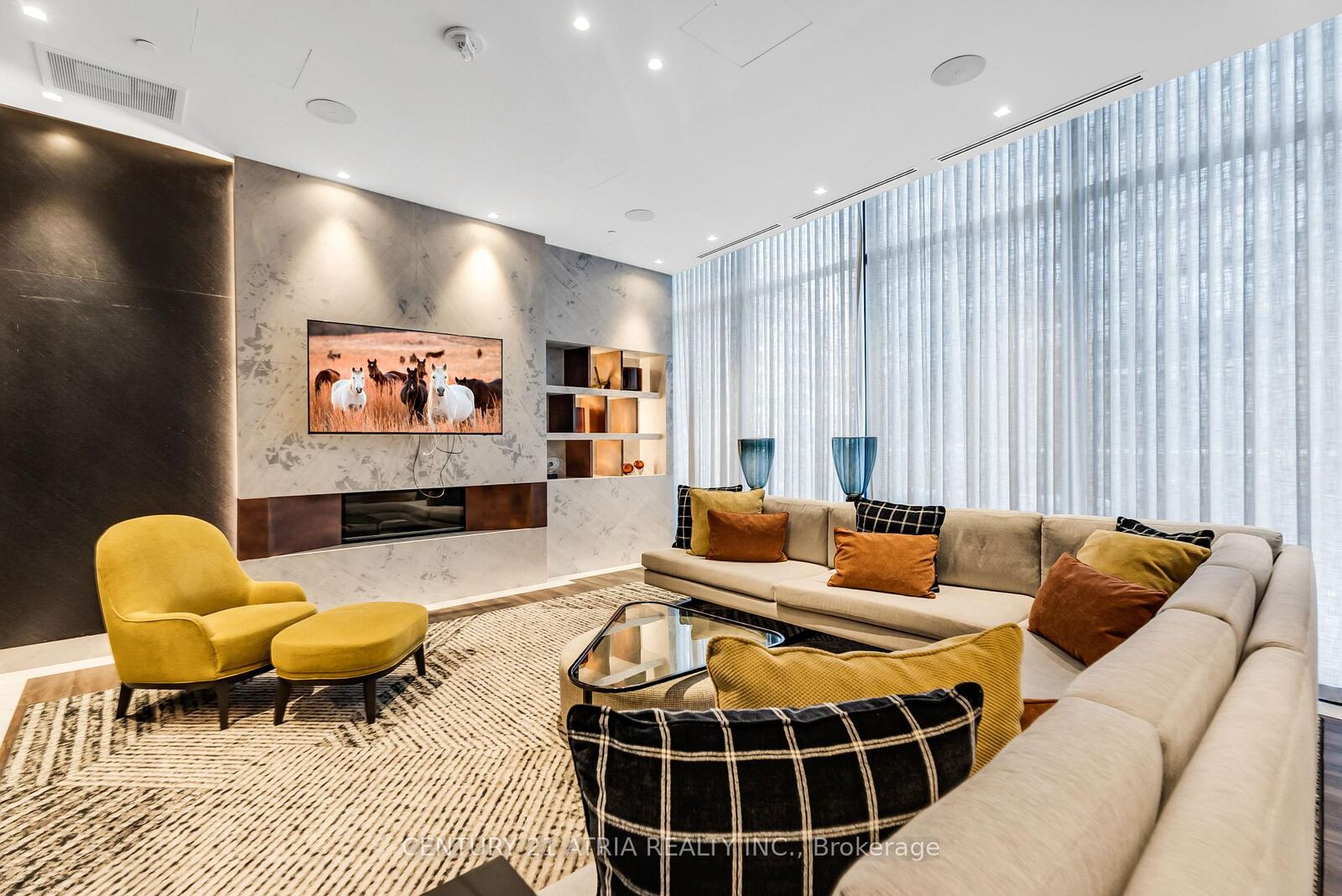 Property Photo:  470 Front Street 2906  ON M5V 0V6 