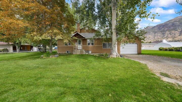 Property Photo:  980 W 1800 N  UT 84062