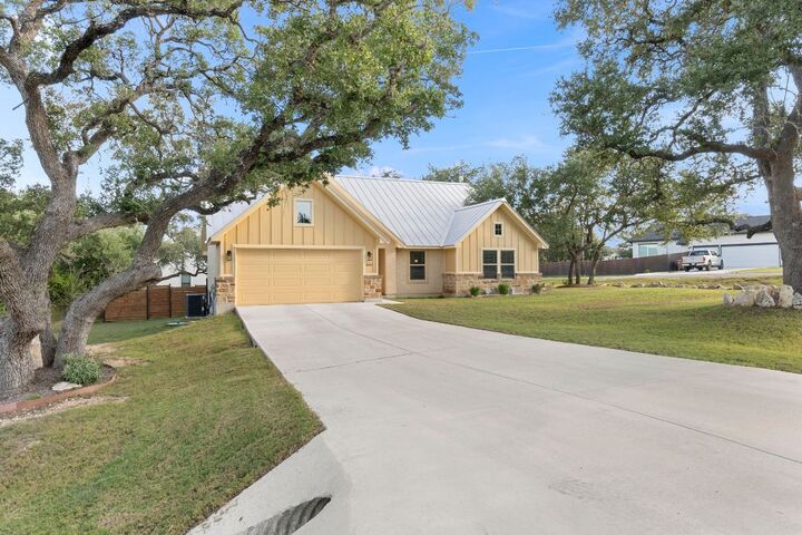 Property Photo: 800 John Price Road TX 78606