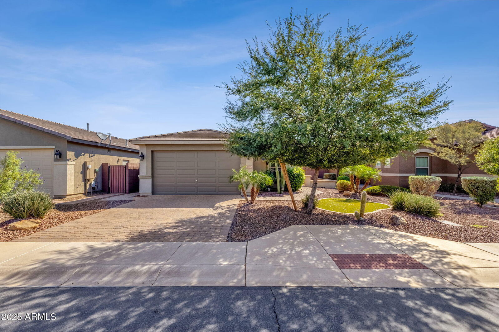 Property Photo: 42175 N Wollemi Street AZ 85140