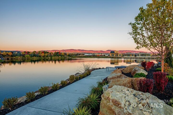 Property Photo:  1079 S Don Vincent Ln  ID 83616 