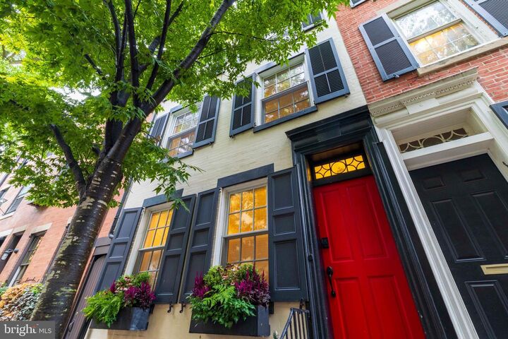 340 S Smedley Street  Philadelphia PA 19103 photo