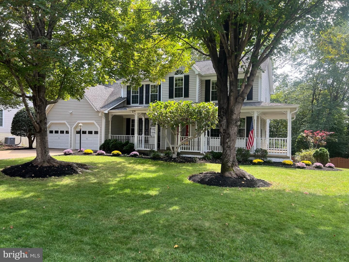 Property Photo:  16606 Accolon Court  VA 22025 