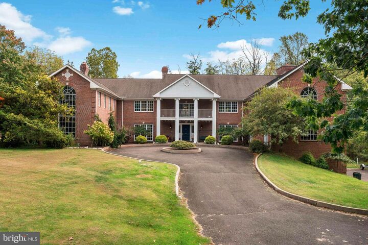 Property Photo: 1390 Old Jacksonville PA 18974