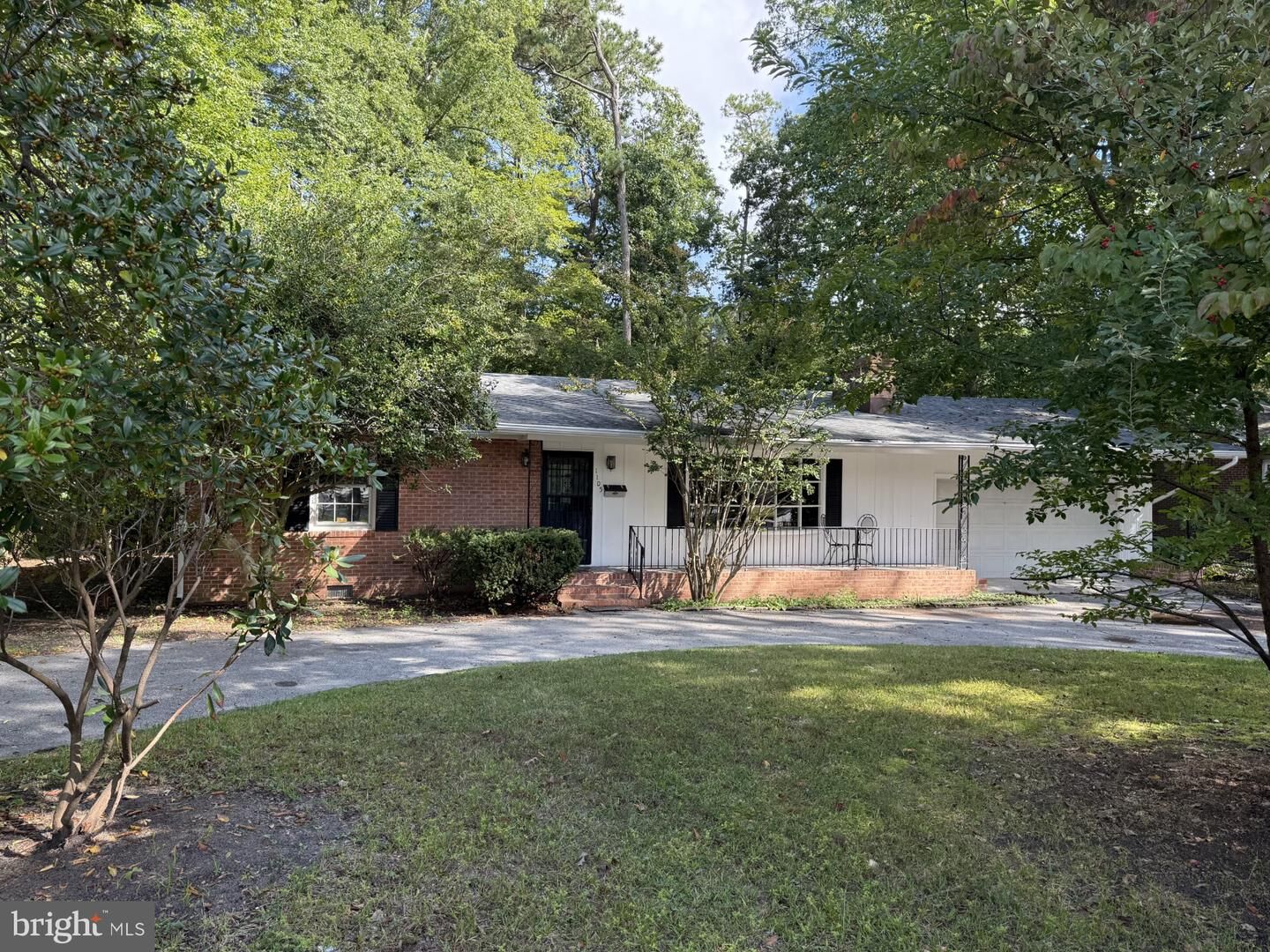 Property Photo: 1105 Middle Neck Drive MD 21804
