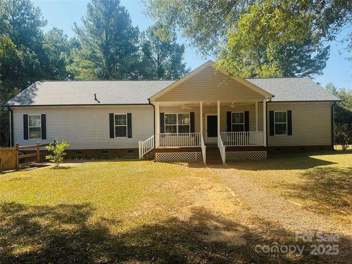 6841 Mandarin Drive  Rock Hill SC 29732 photo