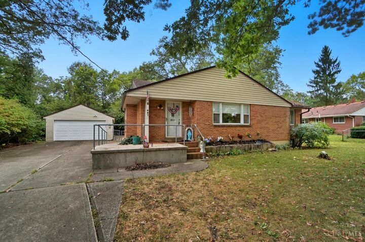Property Photo:  887 Shady Lane  OH 45434 