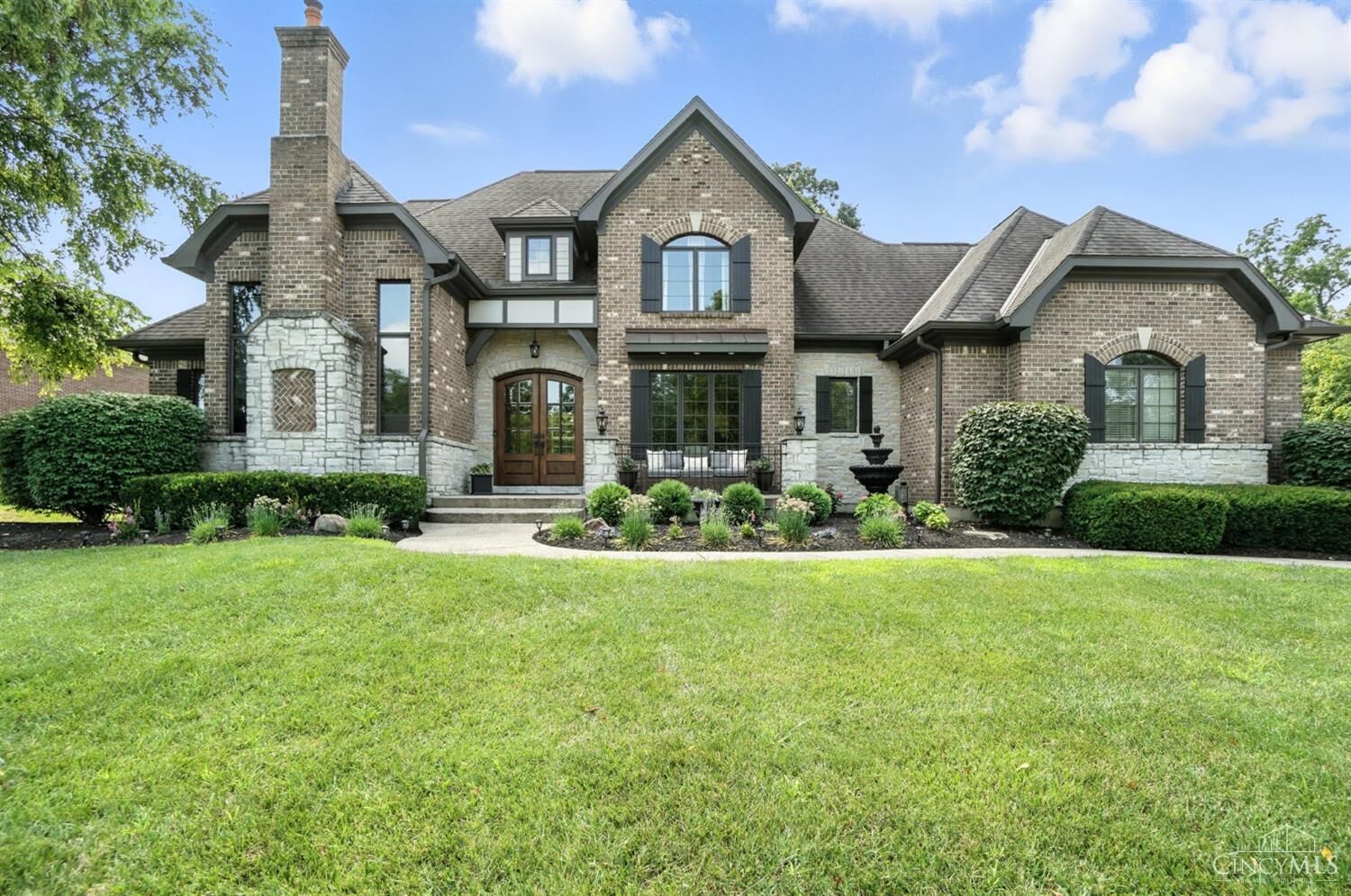 Property Photo:  3727 Carmelle Woods Drive  OH 45040 