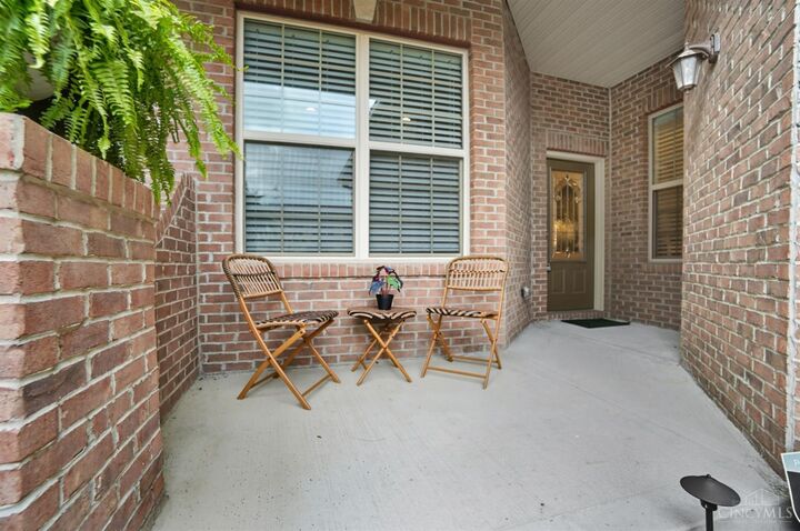 Property Photo: 5895 Springview Circle OH 45040