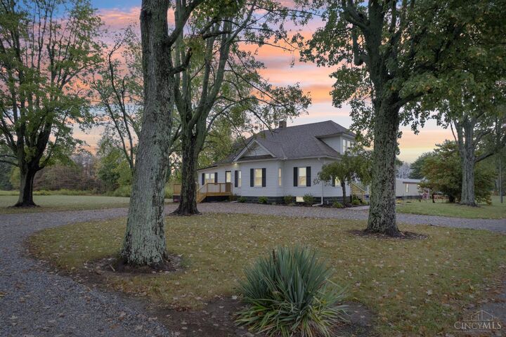 Property Photo: 3345 Edwards Road OH 45133