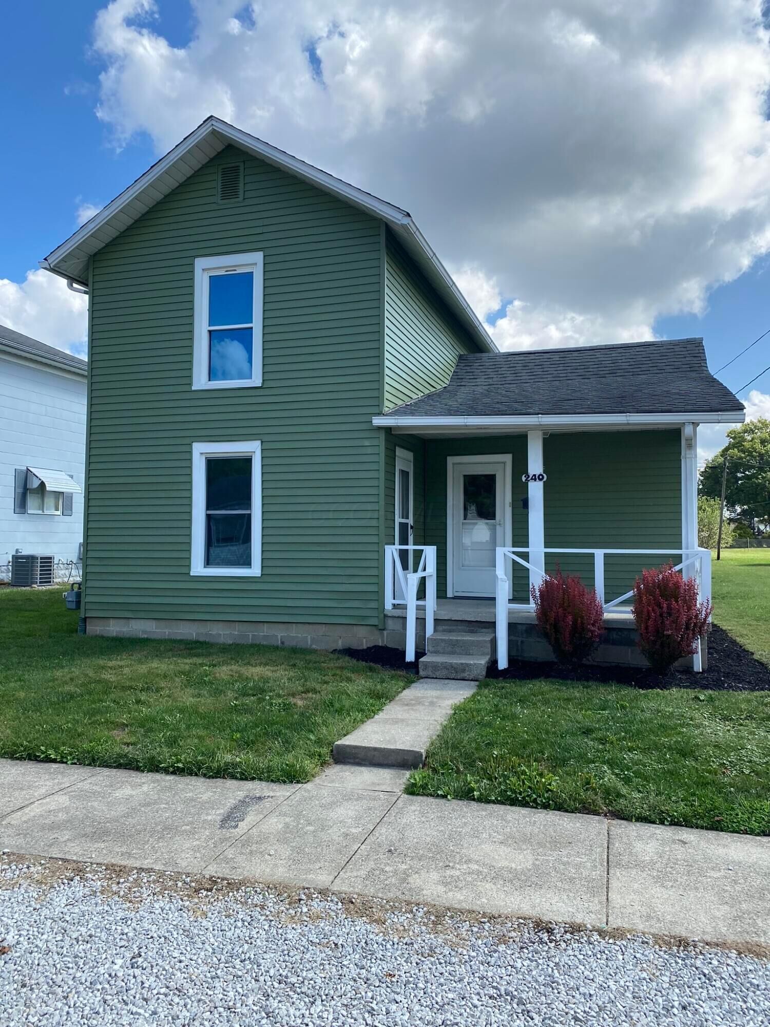Property Photo:  240 N Wing Street  OH 43055 