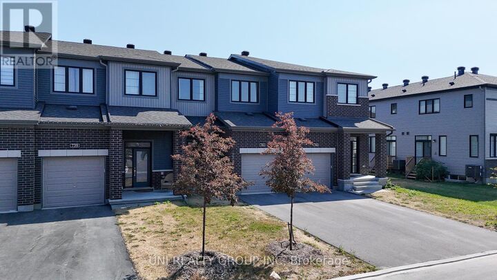 Property Photo:  741 Cashmere Terrace  ON K2J 6Z6 