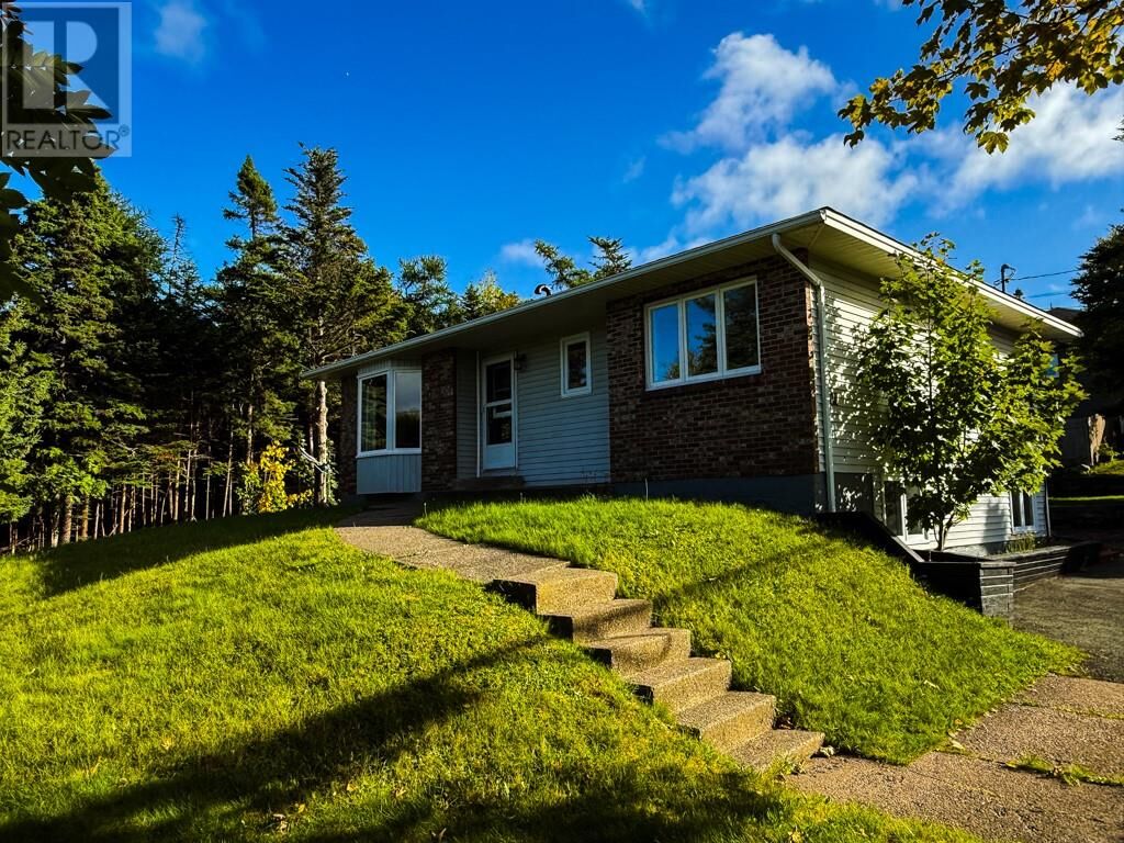 Property Photo:  122 Duff Crescent  NL A1L 2A7 