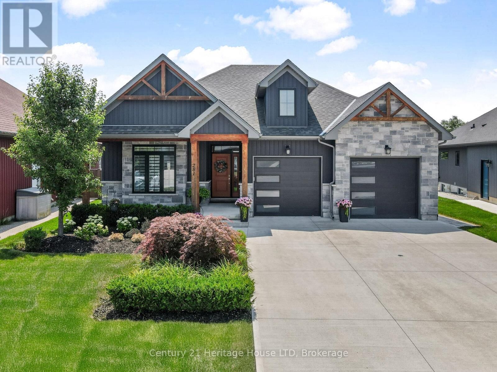 Photo de la propriété:  281 Regatta Drive  ON L3B 6E7 