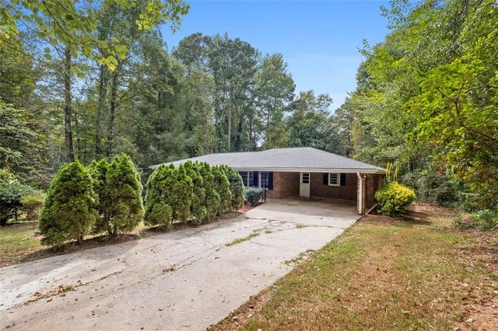 Property Photo: 87 Valley Road GA 30044