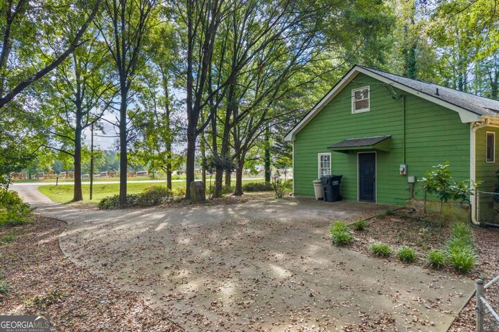 Property Photo:  814 Jack Neely Road  GA 30016 