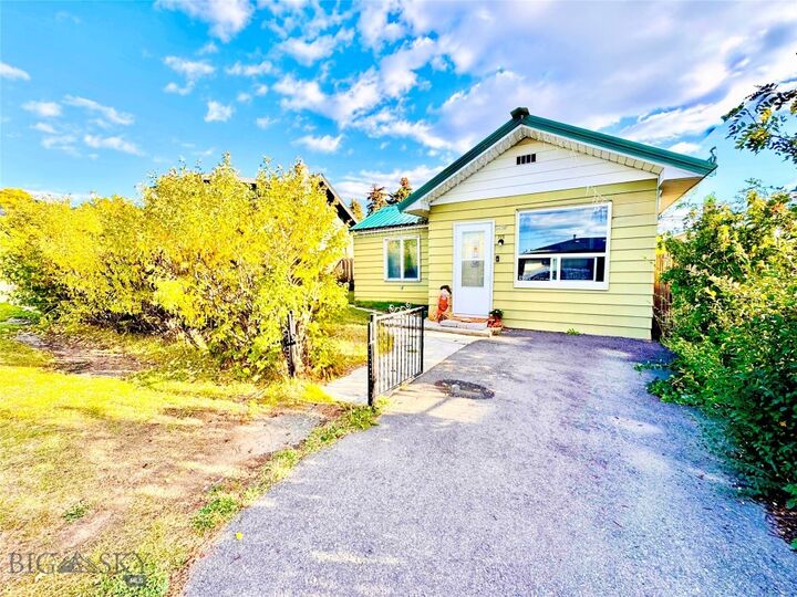 2410 Yale Avenue  Butte MT 59701 photo