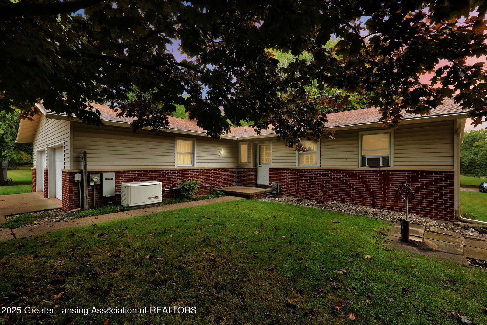 Property Photo:  1404 W Stoll Road  MI 48820 