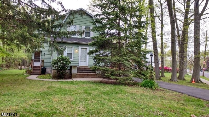 Property Photo:  331 Center St 2  NJ 07027 